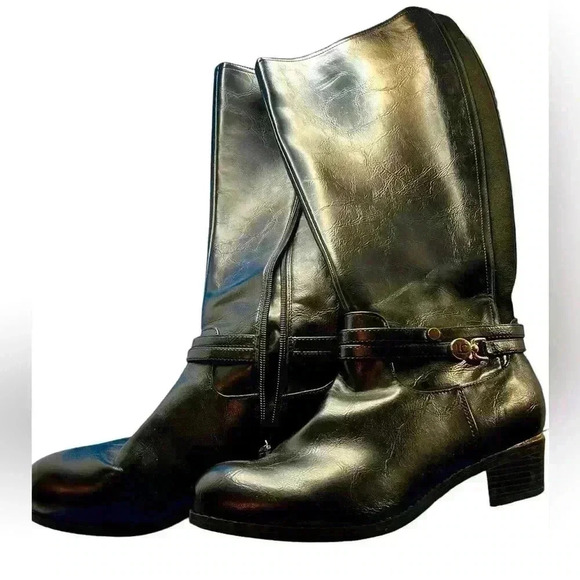 Liz Claiborne Women's Tacca
Riding Boots Black Size 7 - Picture 1 of 4